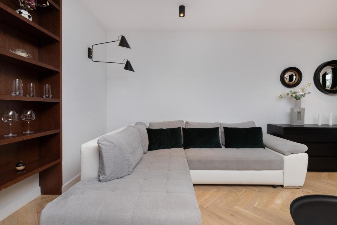 Superior Apartment With Balcony & Parking Gdansk By Noclegi Renters Prestige Exterior foto